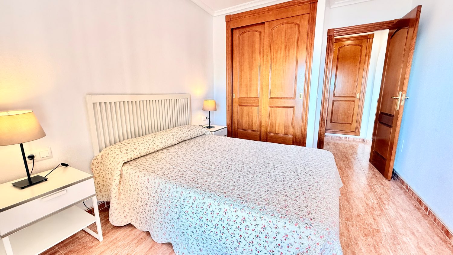 Pieni huoneisto myynnissä Playa del Esparto-Veneziola (La Manga del Mar Menor)