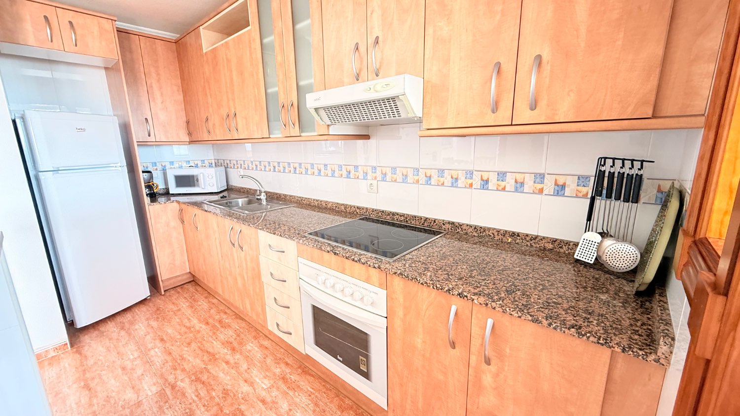 LUMINOSO APARTAMENTO CON PRECIOSAS VISTAS