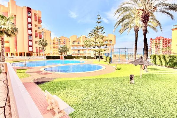 LUMINOSO APARTAMENTO CON PRECIOSAS VISTAS