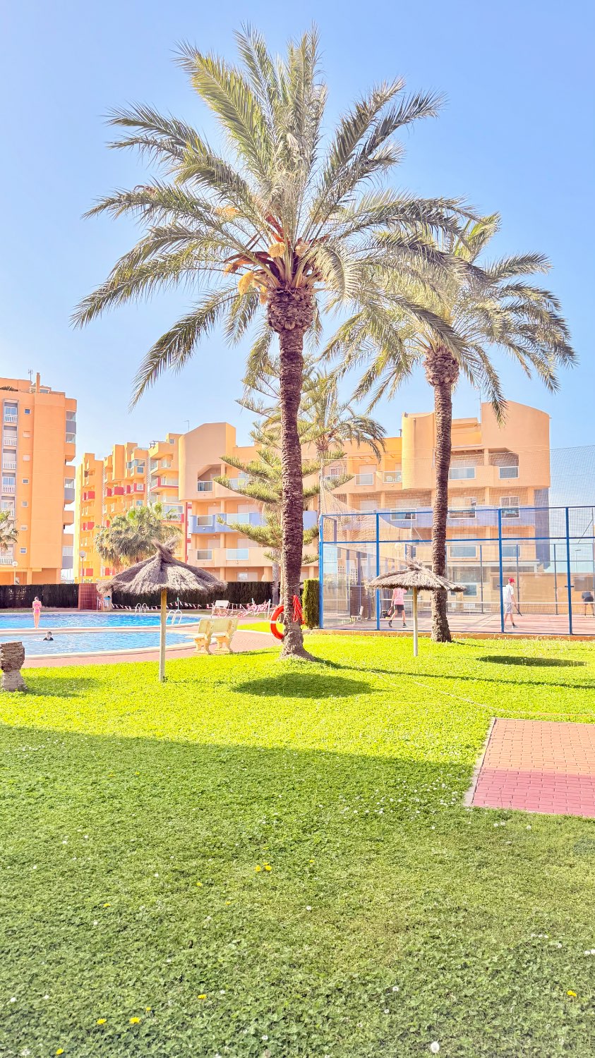 LUMINOSO APARTAMENTO CON PRECIOSAS VISTAS