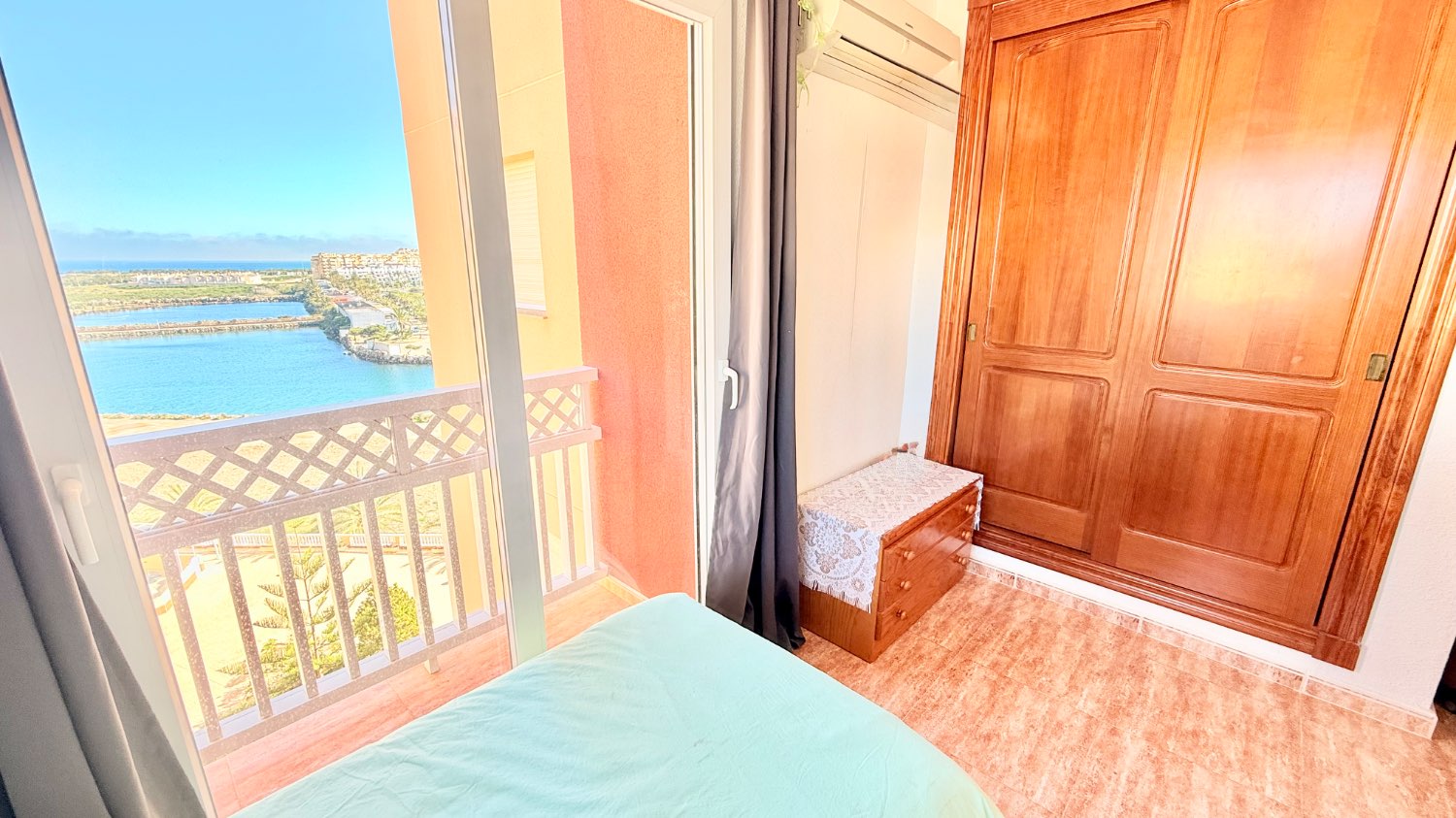 Pieni huoneisto myynnissä Playa del Esparto-Veneziola (La Manga del Mar Menor)