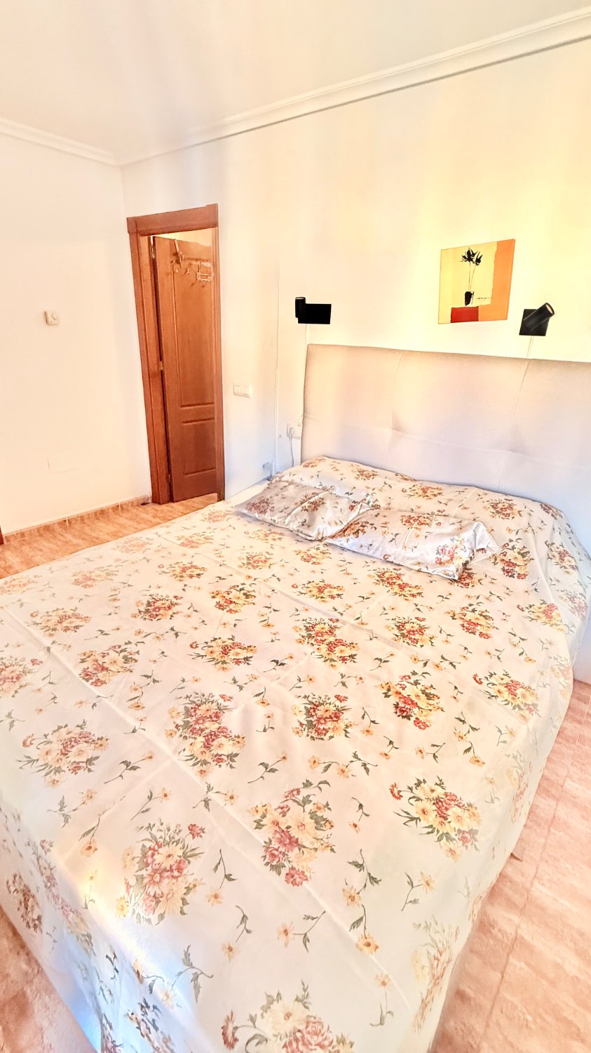 LUMINOSO APARTAMENTO CON PRECIOSAS VISTAS