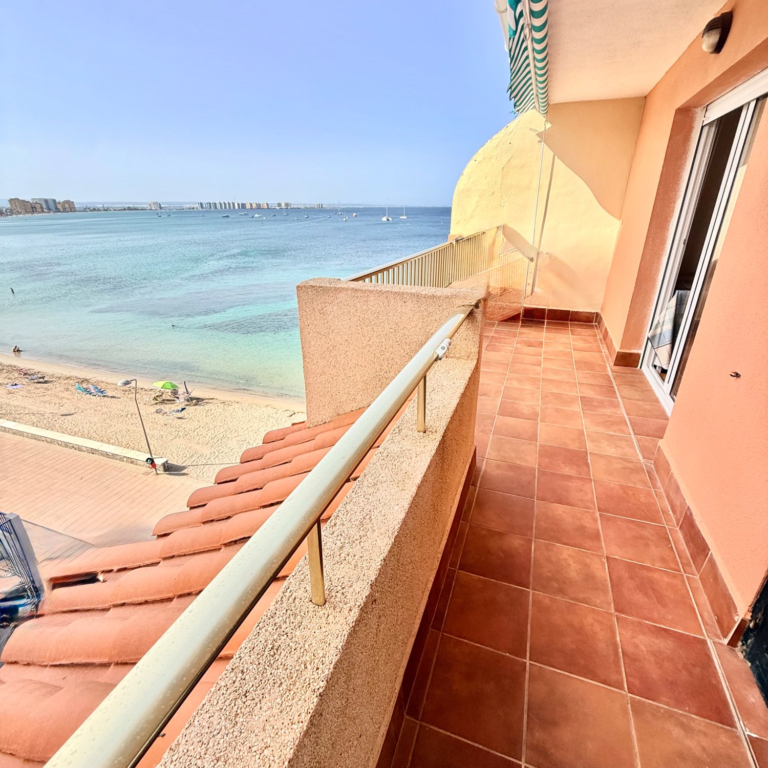 Apartamento primera linea