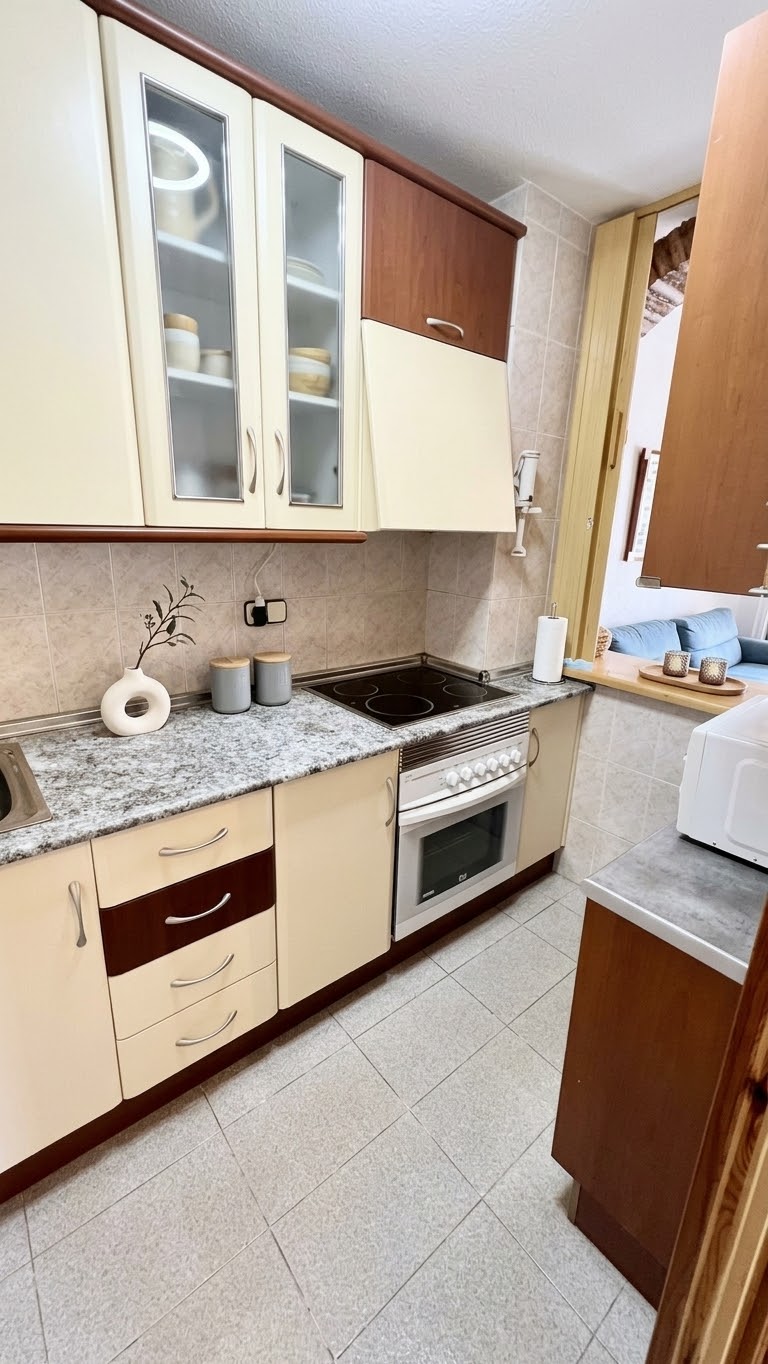 APARTAMENTO CON PERFECTA UBICACIÓN