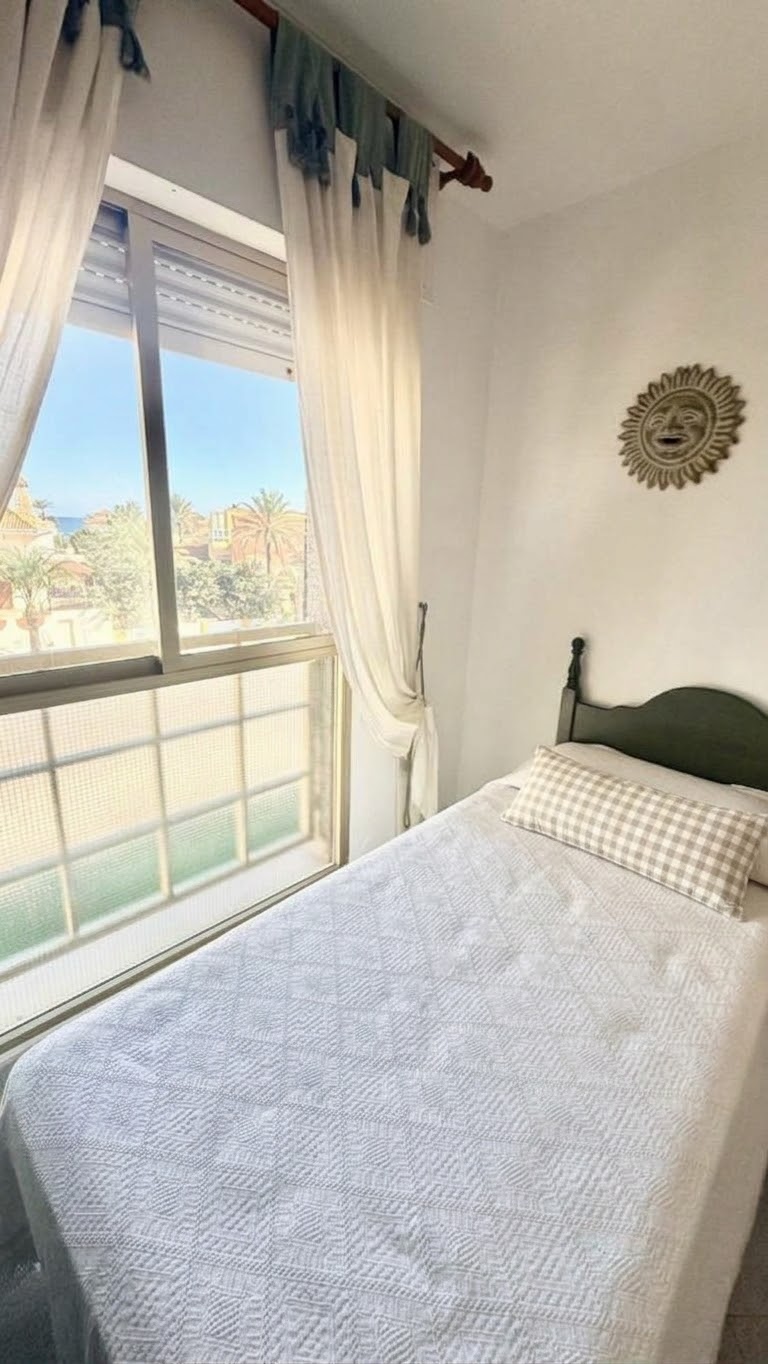 APARTAMENTO CON PERFECTA UBICACIÓN