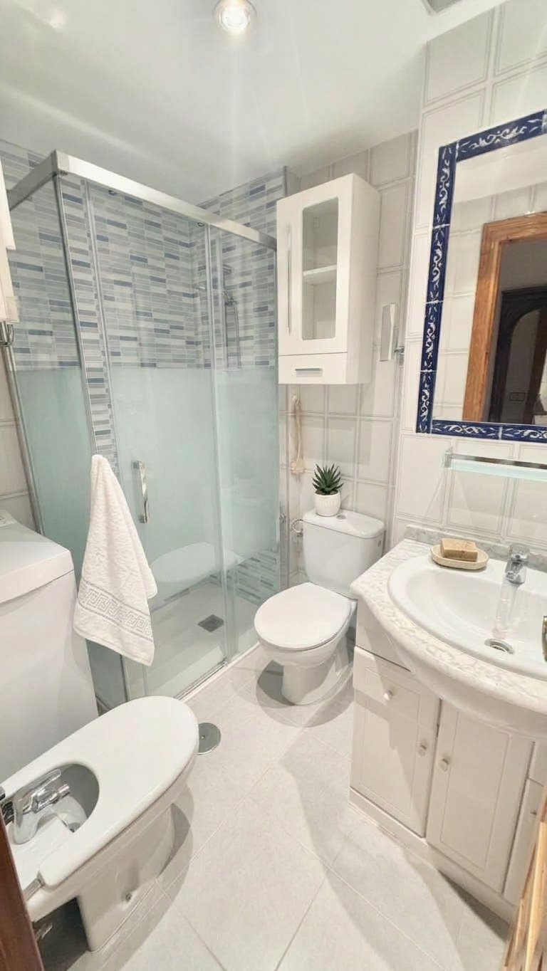APARTAMENTO CON PERFECTA UBICACIÓN